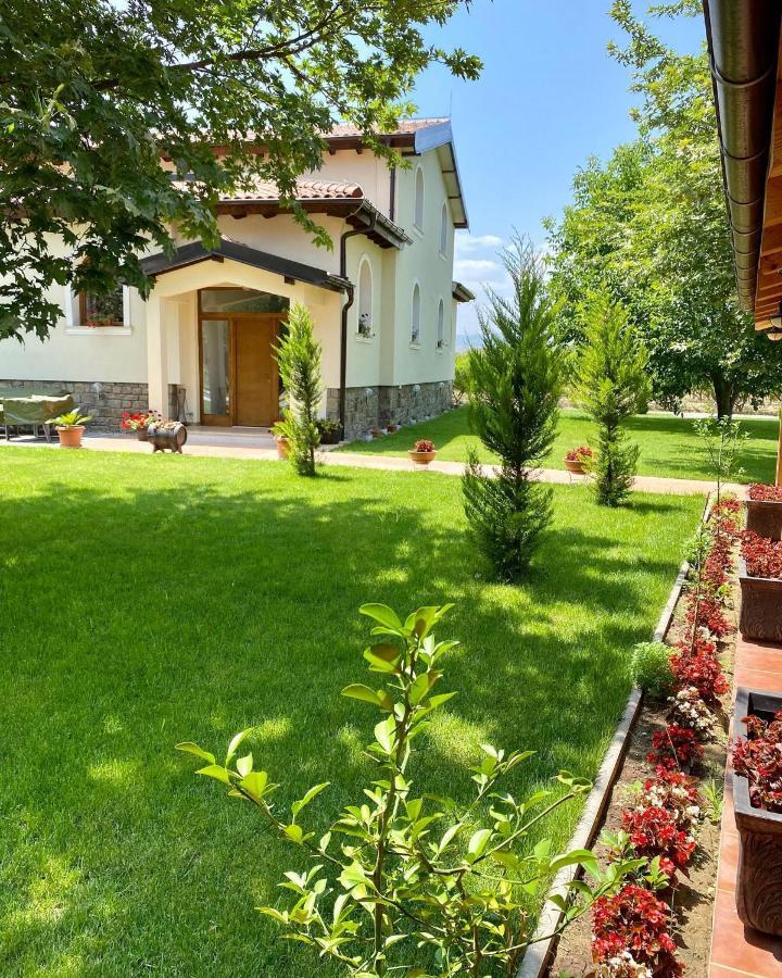 Lazar Winery Tourism B&B Rosoman Kültér fotó
