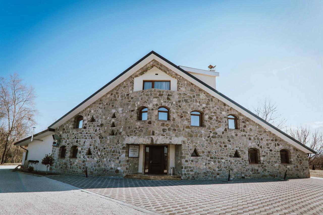 Lazar Winery Tourism B&B Rosoman Kültér fotó
